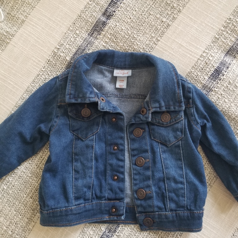 Cat and jack jean jacket 3-6 months (denim jacket)